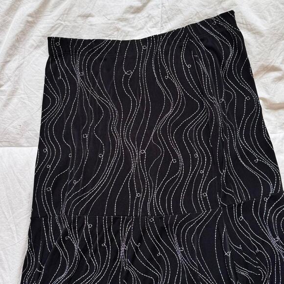Y2k black abstract midi skirt white contrast embroidery sz med whimsigoth witchy - Picture 7 of 8
